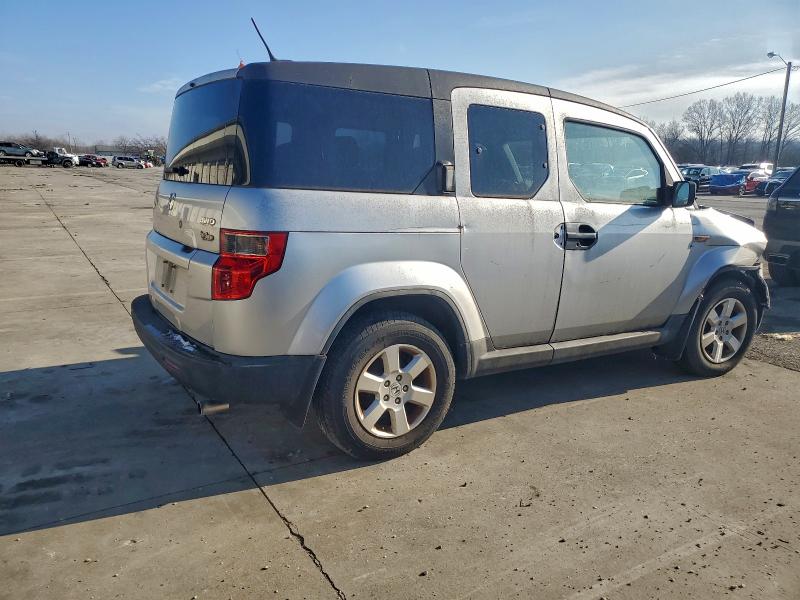 Photo 3 from auction – 2010 HONDA ELEMENT EX with VIN 5J6YH2H74AL007701