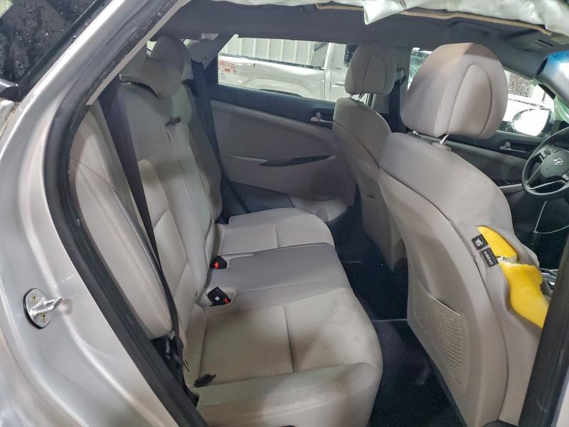 Photo 10 from auction – 2017 HYUNDAI TUCSON LIM with VIN KM8J3CA40HU540382