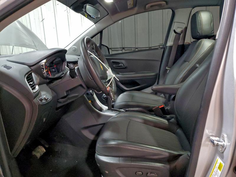 Photo 7 from auction – 2020 CHEVROLET TRAX 1LT with VIN KL7CJPSB9LB319615