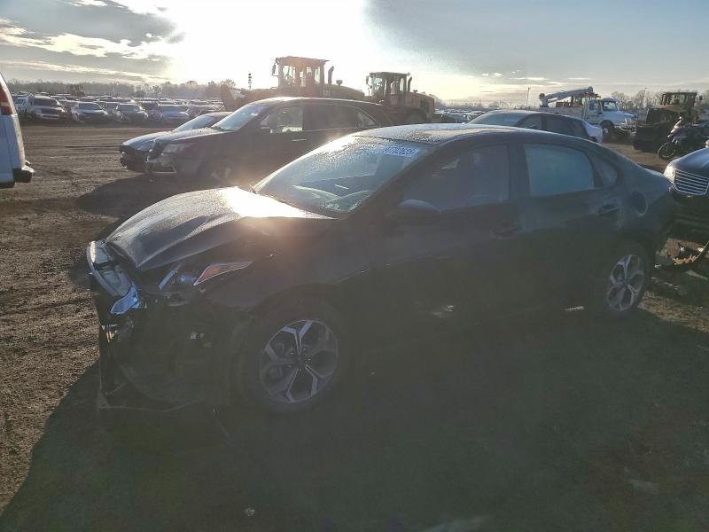 KIA FORTE FE 2020 with VIN 3KPF24AD2LE186326 - Photo from auction