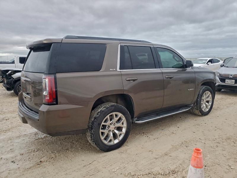 Photo 3 from auction – 2015 GMC YUKON SLE with VIN 1GKS1AKC3FR550224