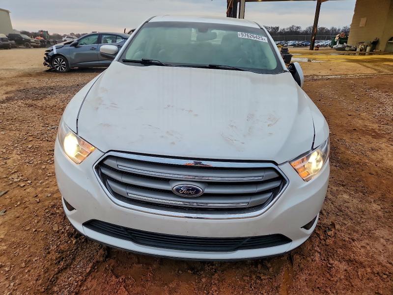 Photo 5 from auction – 2013 FORD TAURUS SEL with VIN 1FAHP2E8XDG183323