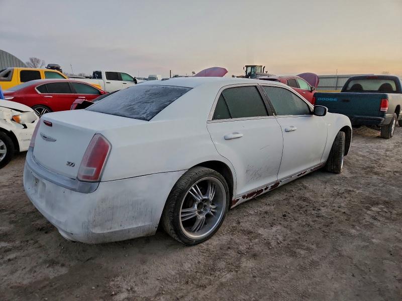Photo 3 from auction – 2014 CHRYSLER 300 with VIN 2C3CCARG4EH211767