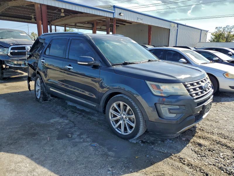 Photo 4 from auction – 2017 FORD EXPLORER L with VIN 1FM5K7F84HGA67253
