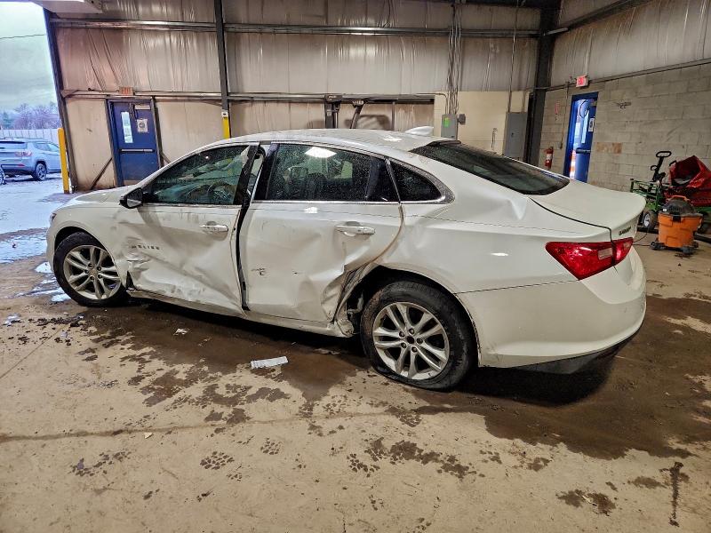 Photo 2 from auction – 2017 CHEVROLET MALIBU LT with VIN 1G1ZE5ST0HF111419