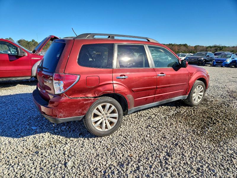 Photo 3 from auction – 2011 SUBARU FORESTER L with VIN JF2SHAEC2BH702935