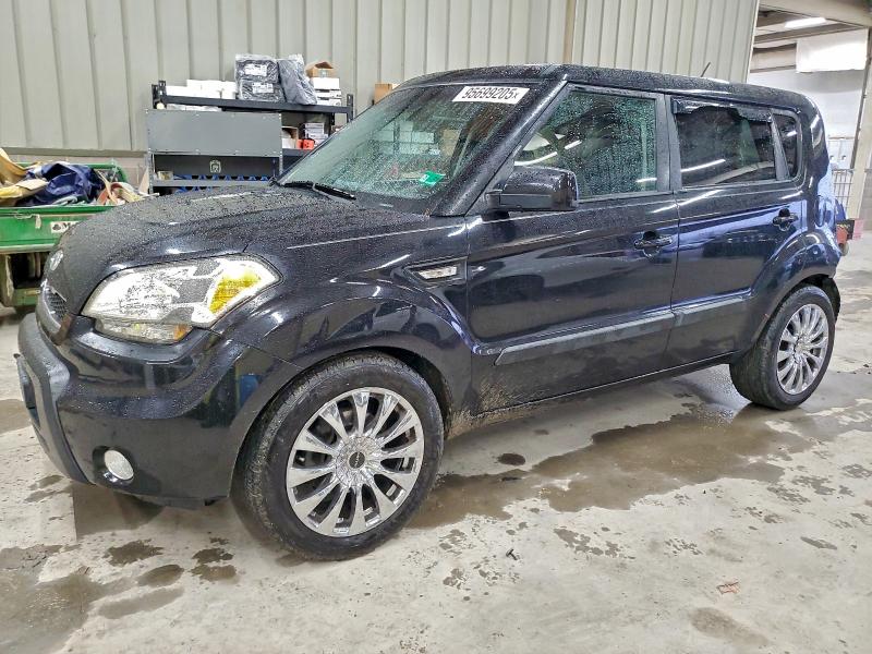 KIA SOUL + 2011 with VIN KNDJT2A25B7257138 - Photo from auction