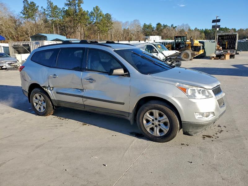 Photo 4 from auction – 2012 CHEVROLET TRAVERSE L with VIN 1GNKRFEDXCJ144481