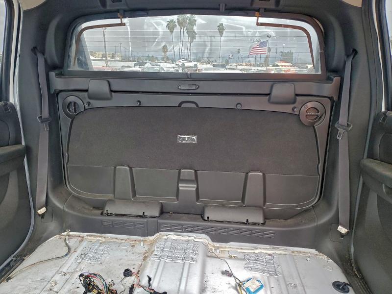 Photo 10 from auction – 2010 CHEVROLET AVALANCHE with VIN 3GNNCEE06AG209931