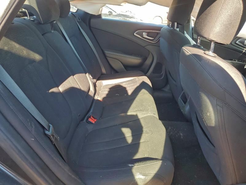 Photo 10 from auction – 2015 CHRYSLER 200 LIMITE with VIN 1C3CCCAB5FN726653