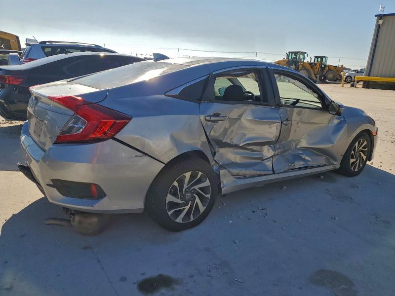 Photo 3 from auction – 2017 HONDA CIVIC EX with VIN 19XFC2F76HE067075