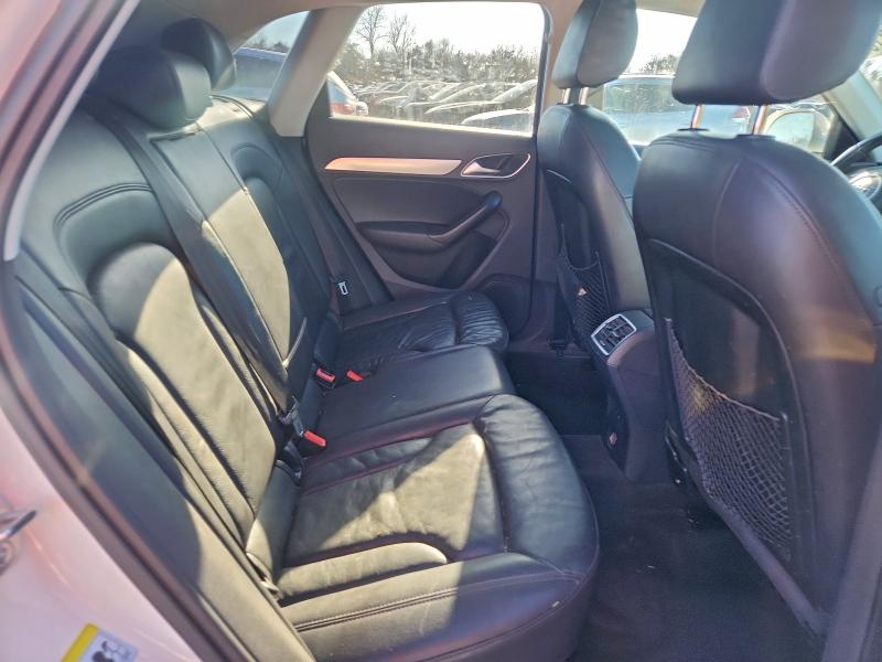 Photo 11 from auction – 2015 AUDI Q3 PREMIUM with VIN WA1EFCFS3FR001544