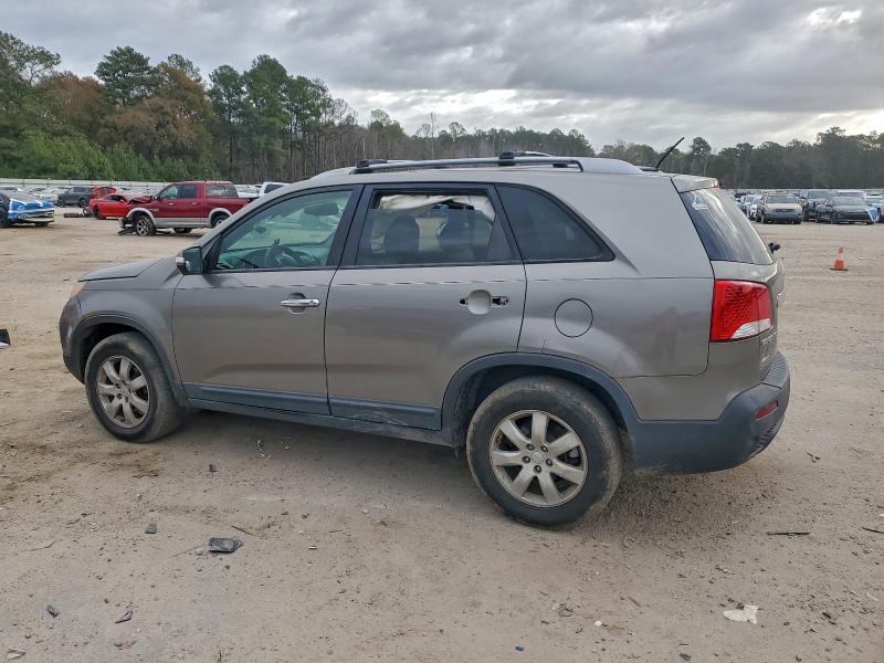 Photo 2 from auction – 2011 KIA SORENTO BA with VIN 5XYKT3A1XBG184031