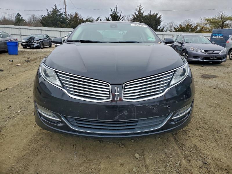 Photo 5 from auction – 2014 LINCOLN MKZ with VIN 3LN6L2J98ER833056