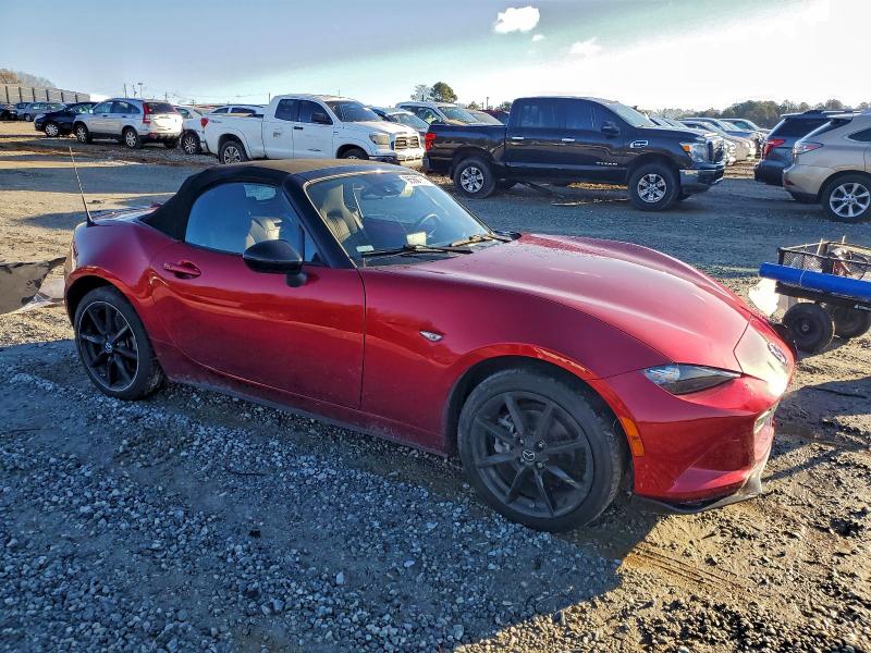 Photo 4 from auction – 2020 MAZDA MX-5 MIATA with VIN JM1NDAC77L0415703