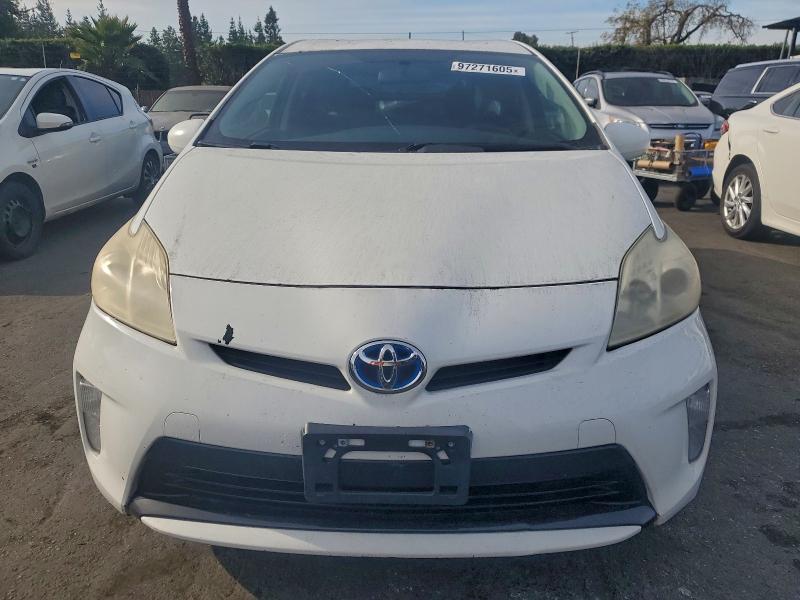 Photo 5 from auction – 2013 TOYOTA PRIUS with VIN JTDKN3DU7D5573365