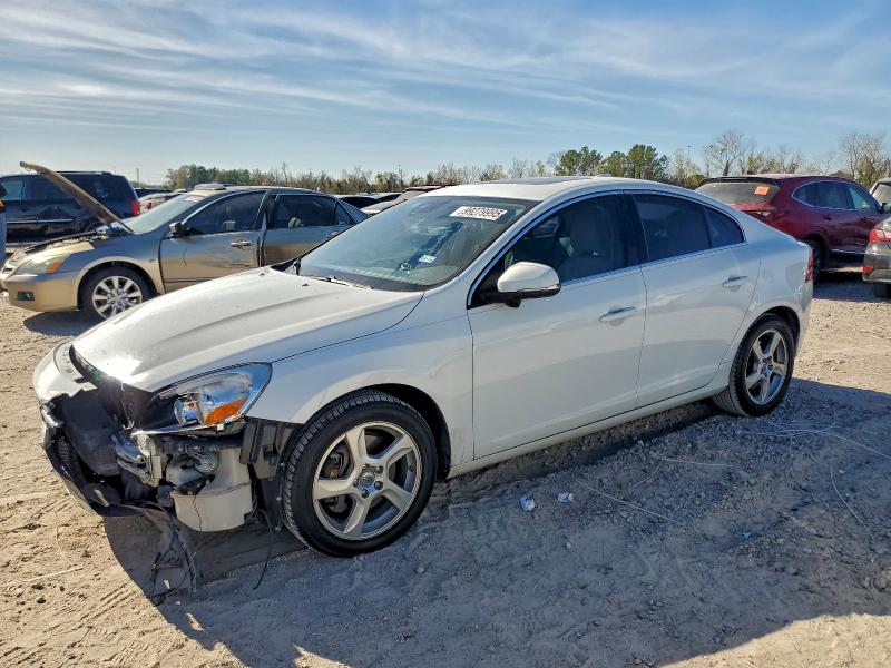 VOLVO S60 T5 2012 with VIN YV1622FS4C2078325 - Photo from auction