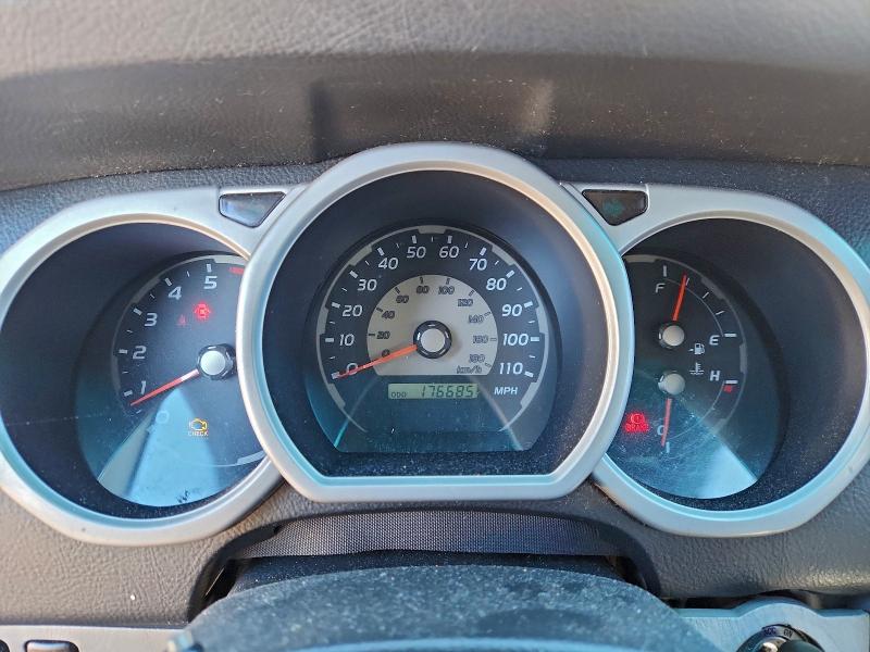 Photo 9 from auction – 2003 TOYOTA 4RUNNER SR with VIN JTEBU14RX38010631