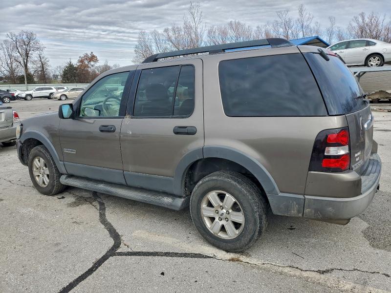 Photo 2 from auction – 2006 FORD EXPLORER X with VIN 1FMEU73E36UB69677