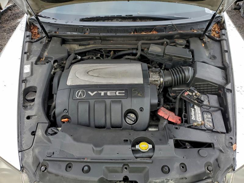 Photo 11 from auction – 2006 ACURA RL with VIN JH4KB16546C004666