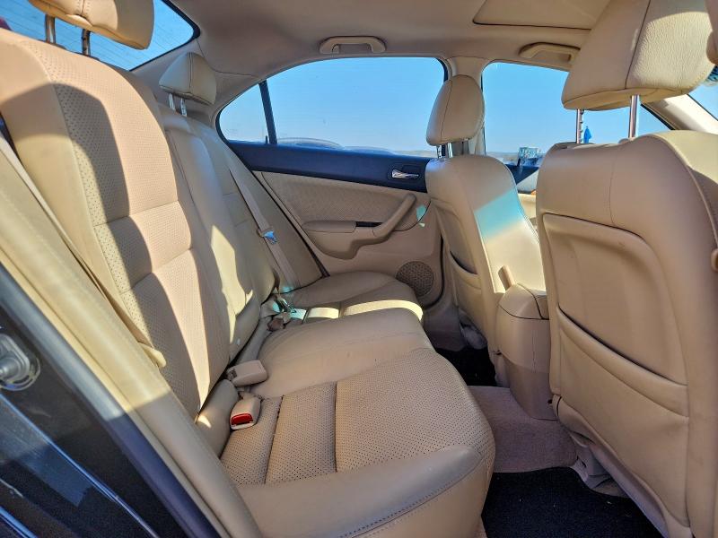 Photo 10 from auction – 2004 ACURA TSX with VIN JH4CL95824C006764