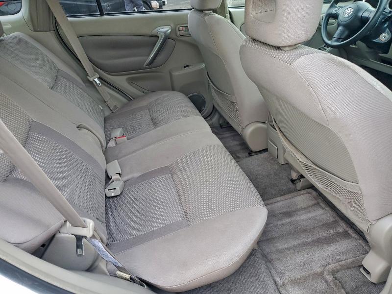Photo 10 from auction – 2004 TOYOTA RAV4 with VIN JTEGD20V540030977
