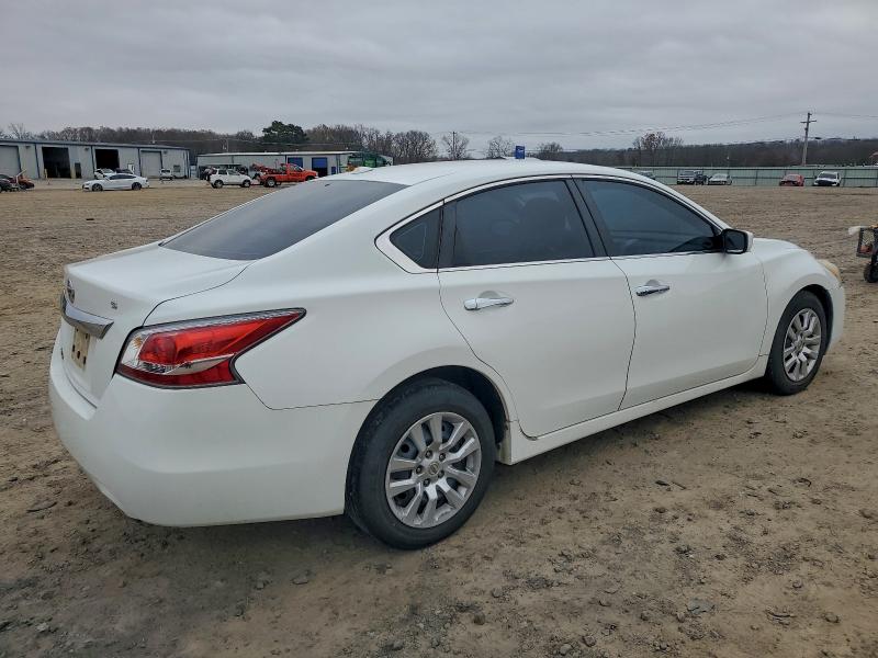 Photo 3 from auction – 2015 NISSAN ALTIMA with VIN 1N4AL3AP7FN395000