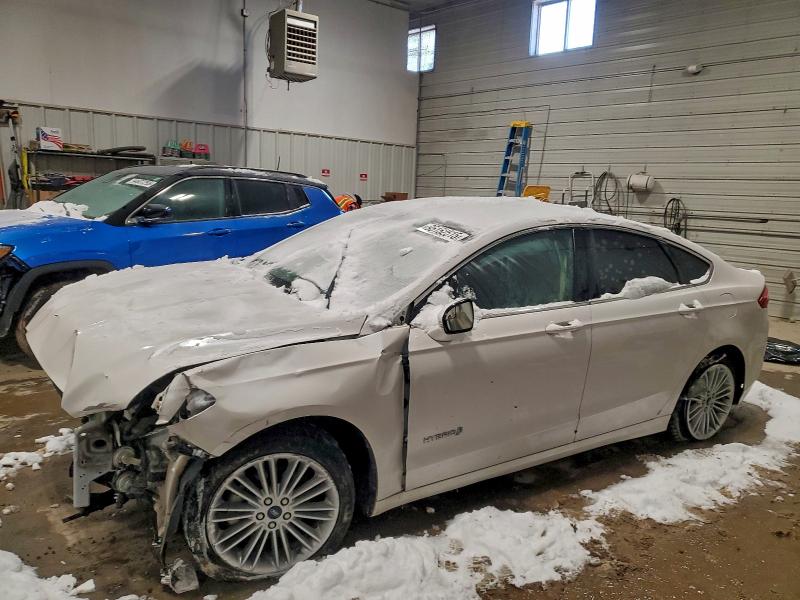 FORD FUSION SE 2013 with VIN 3FA6P0LU7DR385654 - Photo from auction