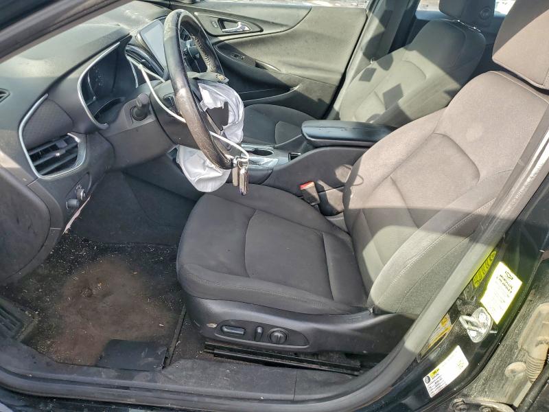 Photo 7 from auction – 2016 CHEVROLET MALIBU LT with VIN 1G1ZE5ST0GF325972