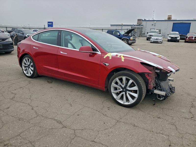 Снимка 4 от търг – 2019 TESLA MODEL 3 с VIN 5YJ3E1EA3KF519604