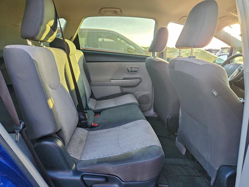 Photo 10 from auction – 2015 TOYOTA PRIUS V with VIN JTDZN3EU2FJ037401