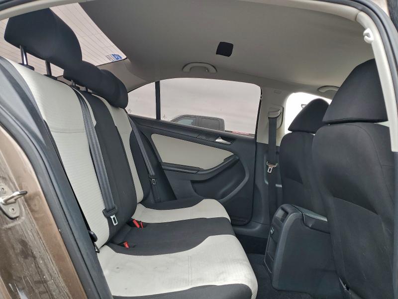 Photo 10 from auction – 2015 VOLKSWAGEN JETTA BASE with VIN 3VW2K7AJXFM316964