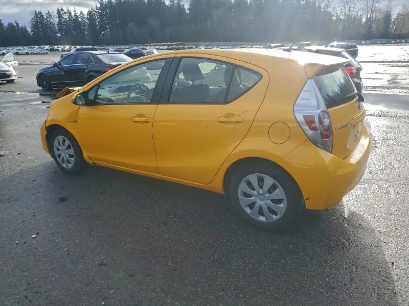 Photo 2 from auction – 2014 TOYOTA PRIUS C with VIN JTDKDTB39E1062309