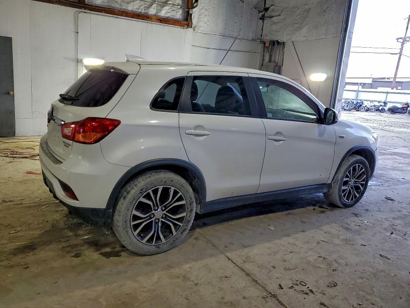 Photo 3 from auction – 2018 MITSUBISHI OUTLANDER with VIN JA4AR3AU8JZ004608