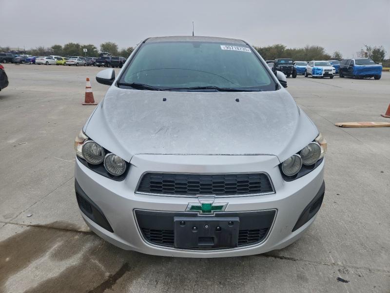 Photo 5 from auction – 2014 CHEVROLET SONIC with VIN 1G1JC5SH5E4208959