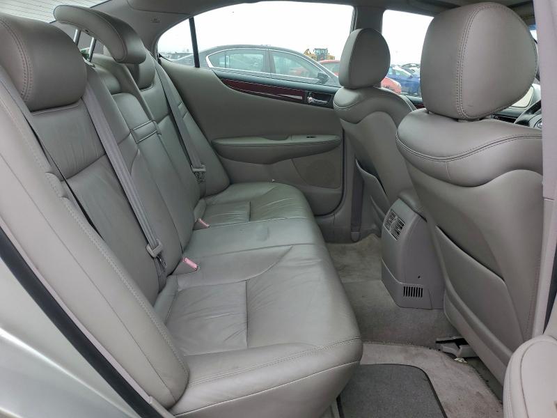 Photo 10 from auction – 2004 LEXUS ES 330 with VIN JTHBA30GX45032210