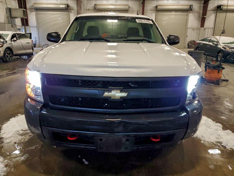Photo 5 from auction – 2008 CHEVROLET 1500 with VIN 1GCEC14X18Z166464