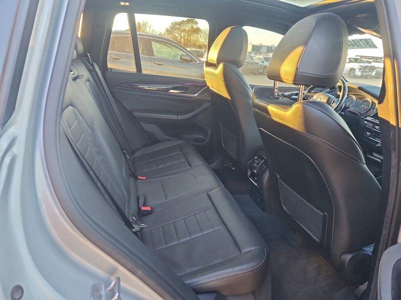 Foto 11 de la subasta – 2018 BMW X3 XDRIVE3 con VIN 5UXTR9C5XJLD64300