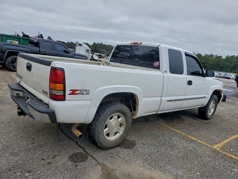 Photo 3 from auction – 2004 GMC NEW SIERRA with VIN 2GTEK19T541189709