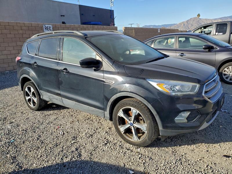 Photo 4 from auction – 2018 FORD ESCAPE SEL with VIN 1FMCU9HD3JUA99612