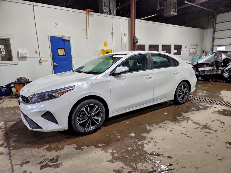 KIA FORTE FE 2022 with VIN 3KPF24AD7NE465872 - Photo from auction