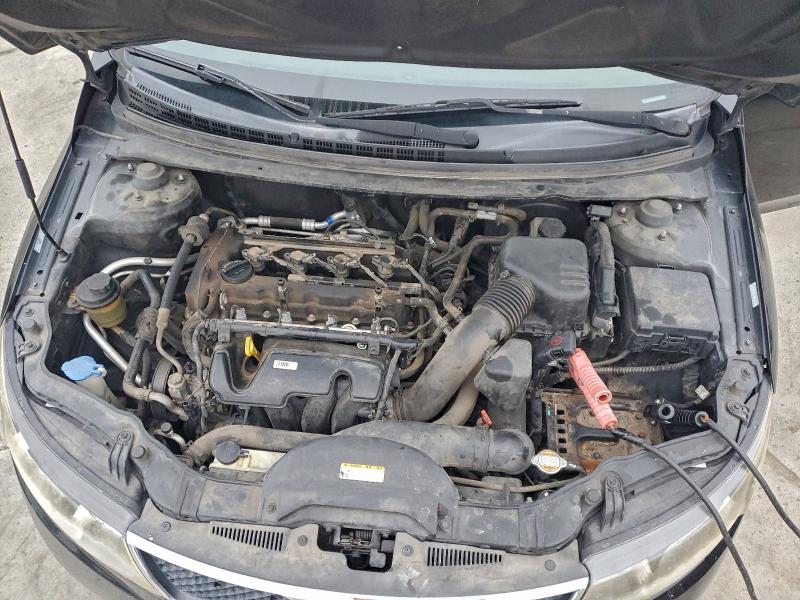 Photo 11 from auction – 2010 KIA FORTE EX with VIN KNAFU4A26A5243383