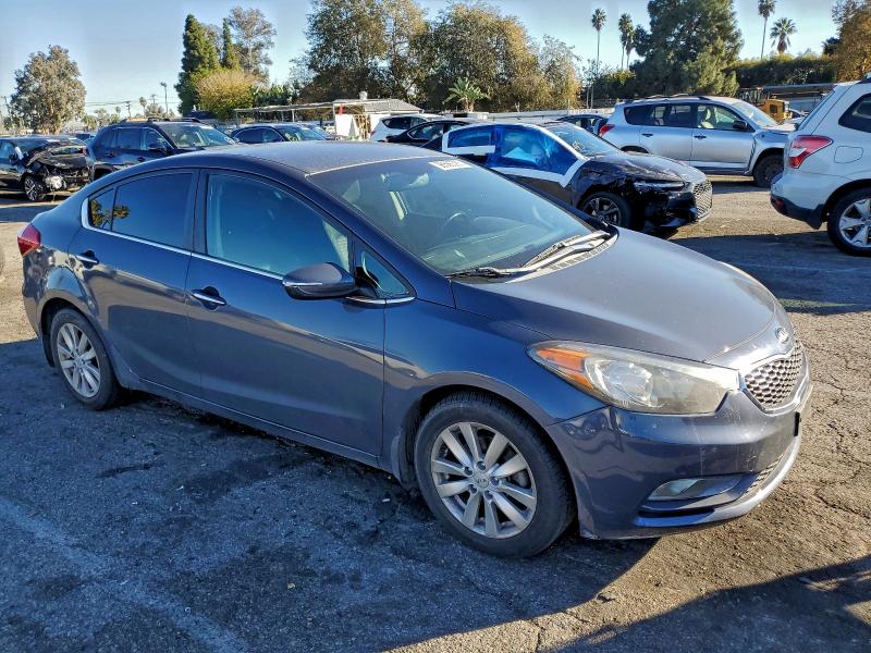 Photo 4 from auction – 2014 KIA FORTE EX with VIN KNAFX4A88E5202433