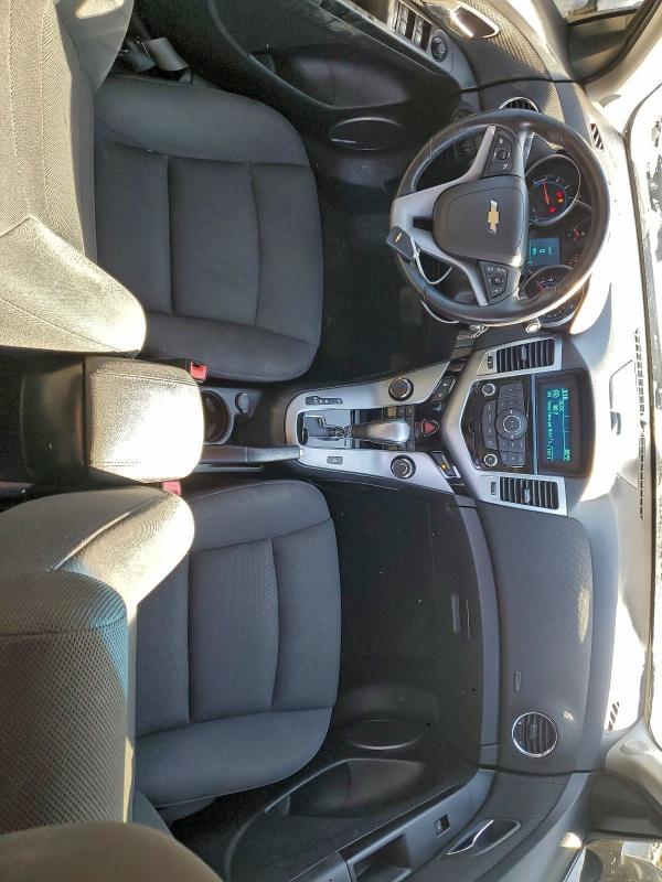 Photo 8 from auction – 2012 CHEVROLET CRUZE with VIN 1G1PJ5SC2C7251784