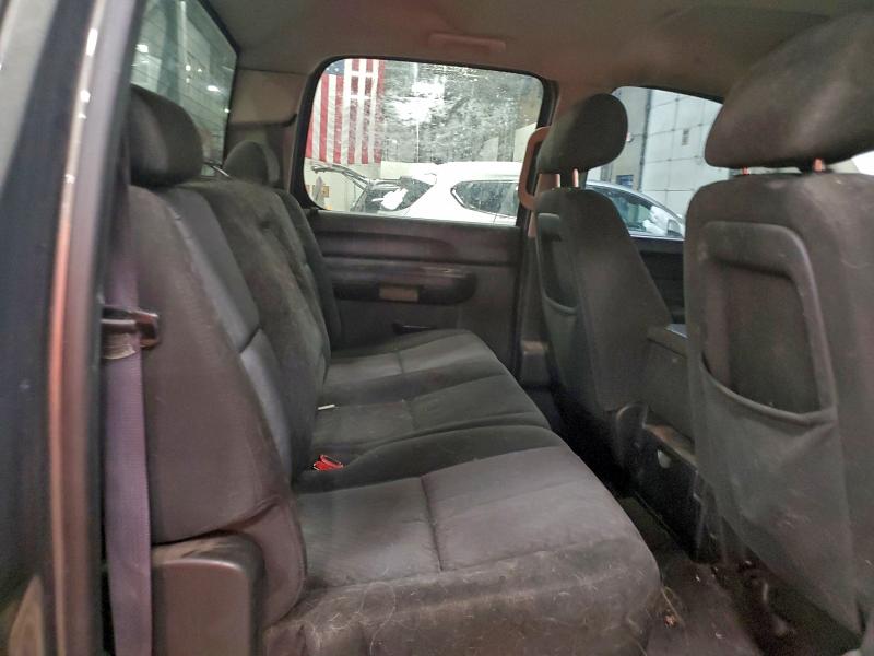 Photo 10 from auction – 2011 CHEVROLET SILVERADO with VIN 3GCPKSE30BG301096