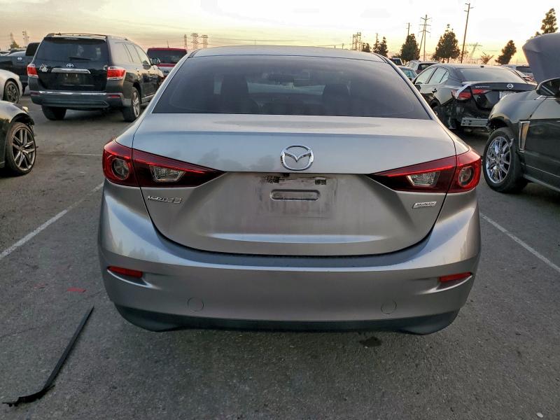 Photo 6 from auction – 2016 MAZDA 3 SPORT with VIN JM1BM1U79G1280449