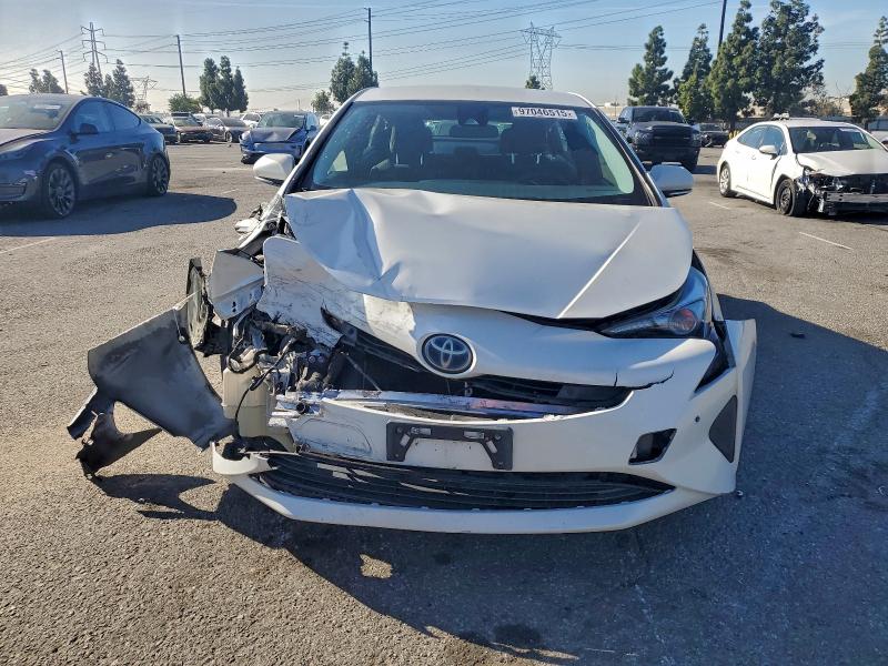 Photo 5 from auction – 2018 TOYOTA PRIUS with VIN JTDKBRFU9J3075331