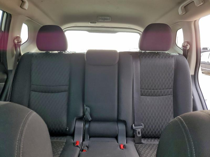 Photo 10 from auction – 2017 NISSAN ROGUE S with VIN KNMAT2MT1HP568577