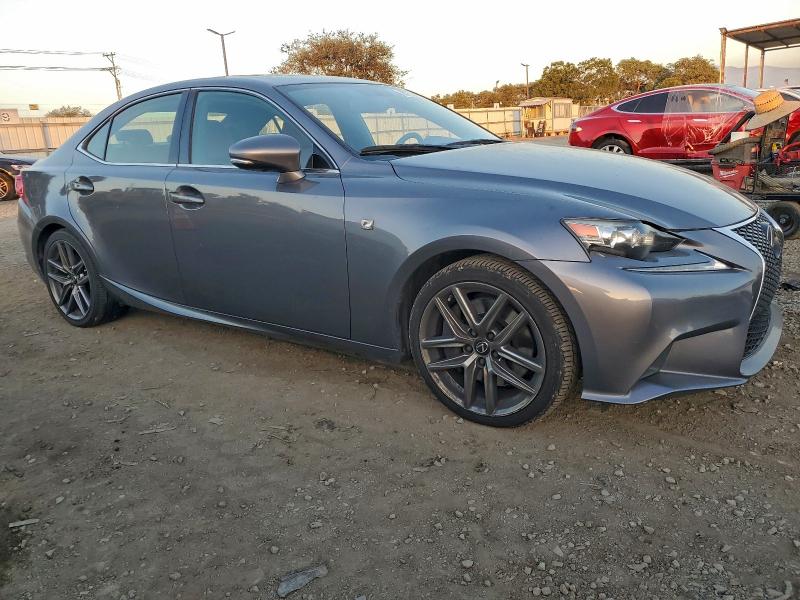 Photo 4 from auction – 2016 LEXUS IS with VIN JTHBA1D22G5038011