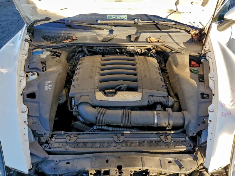Photo 12 from auction – 2011 PORSCHE CAYENNE with VIN WP1AA2A21BLA05219
